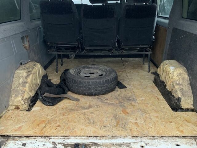 Білий Форд Транзит, об'ємом двигуна 2 л та пробігом 440 тис. км за 2900 $, фото 3 на Automoto.ua