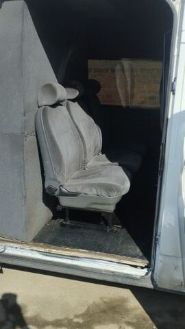 Білий Форд Транзит, об'ємом двигуна 2 л та пробігом 450 тис. км за 6000 $, фото 12 на Automoto.ua