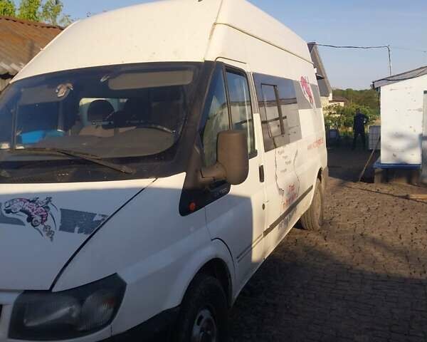 Белый Форд Транзит, объемом двигателя 2 л и пробегом 340 тыс. км за 5200 $, фото 3 на Automoto.ua