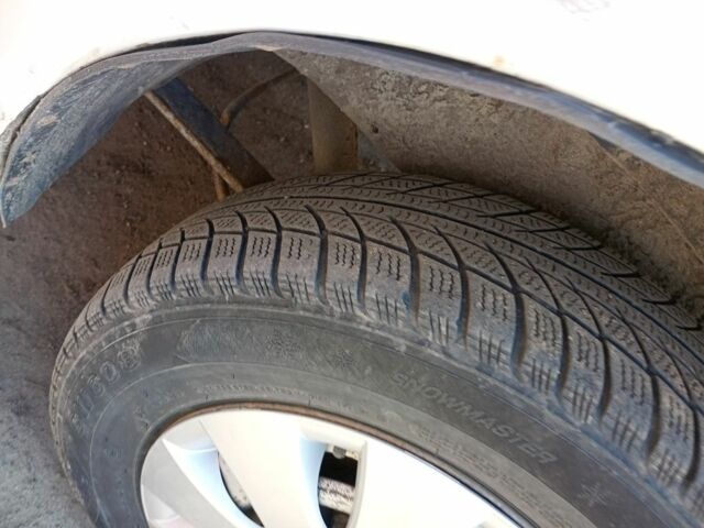 Белый Форд Транзит, объемом двигателя 2 л и пробегом 534 тыс. км за 4350 $, фото 6 на Automoto.ua