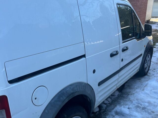 Белый Форд Транзит, объемом двигателя 1.8 л и пробегом 260 тыс. км за 2200 $, фото 1 на Automoto.ua