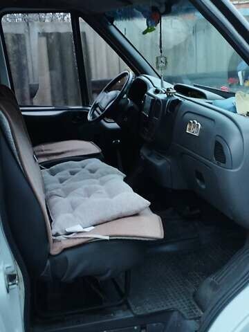 Белый Форд Транзит, объемом двигателя 2 л и пробегом 329 тыс. км за 5200 $, фото 9 на Automoto.ua