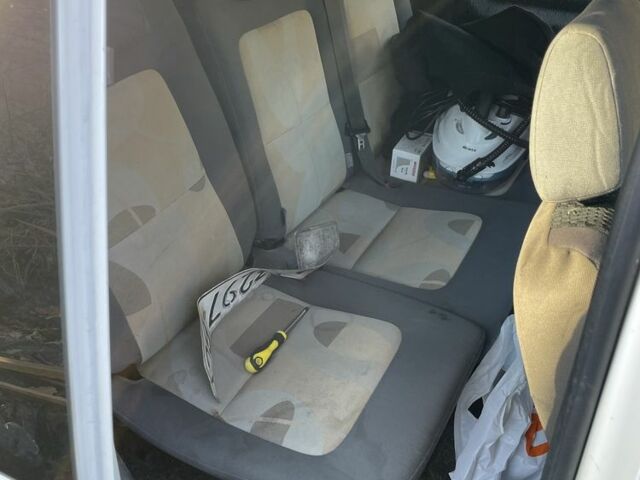 Белый Форд Транзит, объемом двигателя 0 л и пробегом 380 тыс. км за 2200 $, фото 6 на Automoto.ua