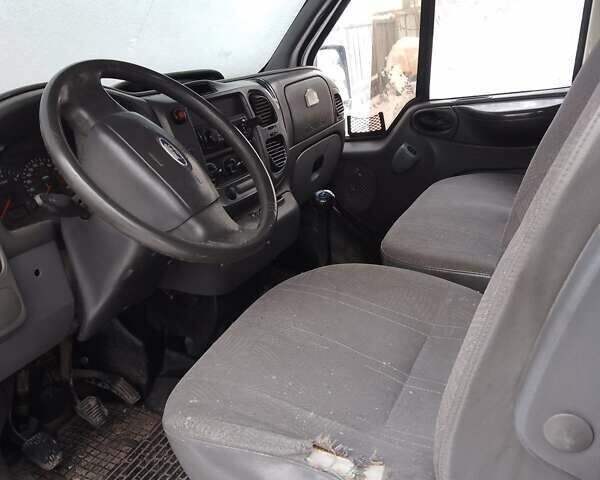 Білий Форд Транзит, об'ємом двигуна 2.4 л та пробігом 368 тис. км за 3500 $, фото 1 на Automoto.ua