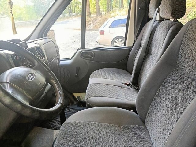 Білий Форд Транзит, об'ємом двигуна 2 л та пробігом 293 тис. км за 3500 $, фото 15 на Automoto.ua