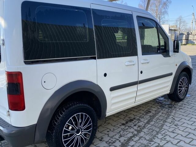 Белый Форд Транзит, объемом двигателя 1.8 л и пробегом 321 тыс. км за 3750 $, фото 6 на Automoto.ua