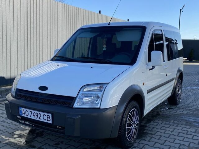Белый Форд Транзит, объемом двигателя 1.8 л и пробегом 321 тыс. км за 3750 $, фото 3 на Automoto.ua