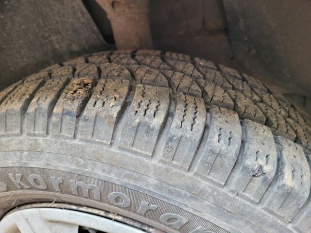 Белый Форд Транзит, объемом двигателя 2 л и пробегом 270 тыс. км за 4650 $, фото 9 на Automoto.ua