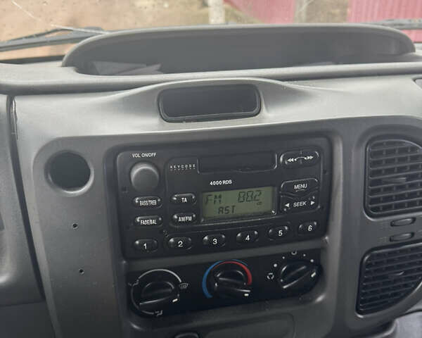 Білий Форд Транзит, об'ємом двигуна 2 л та пробігом 385 тис. км за 2700 $, фото 12 на Automoto.ua