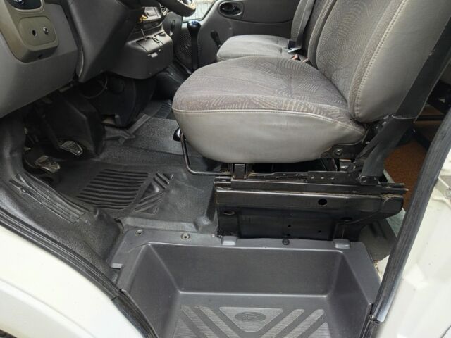 Белый Форд Транзит, объемом двигателя 2 л и пробегом 271 тыс. км за 3600 $, фото 22 на Automoto.ua