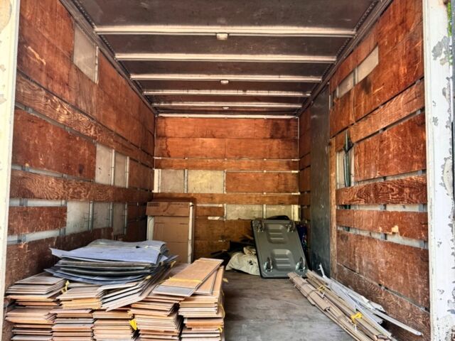 Белый Форд Транзит, объемом двигателя 2 л и пробегом 290 тыс. км за 5900 $, фото 7 на Automoto.ua