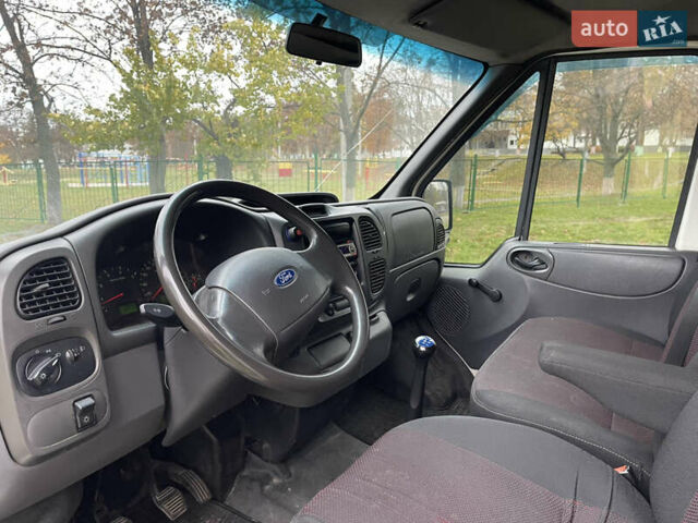 Белый Форд Транзит, объемом двигателя 2 л и пробегом 317 тыс. км за 4500 $, фото 9 на Automoto.ua
