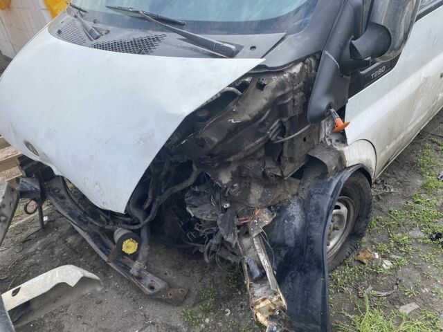 Белый Форд Транзит, объемом двигателя 0 л и пробегом 200 тыс. км за 2200 $, фото 3 на Automoto.ua