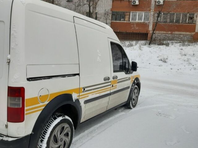 Белый Форд Транзит, объемом двигателя 1.8 л и пробегом 218 тыс. км за 3300 $, фото 5 на Automoto.ua