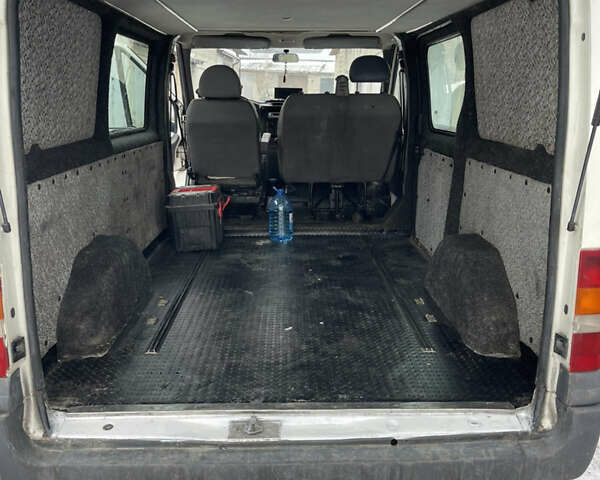 Білий Форд Транзит, об'ємом двигуна 2 л та пробігом 260 тис. км за 4300 $, фото 9 на Automoto.ua