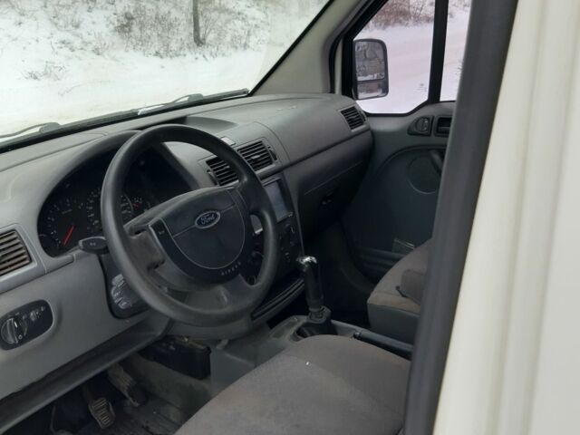 Белый Форд Транзит, объемом двигателя 1.8 л и пробегом 218 тыс. км за 3300 $, фото 7 на Automoto.ua