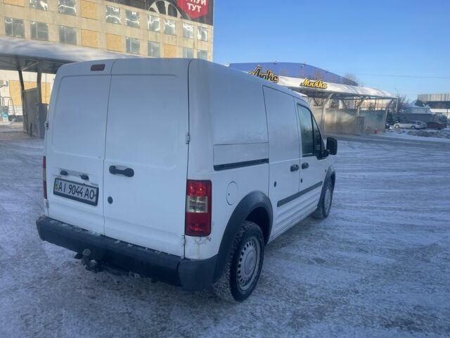 Белый Форд Транзит, объемом двигателя 1.8 л и пробегом 300 тыс. км за 1900 $, фото 4 на Automoto.ua