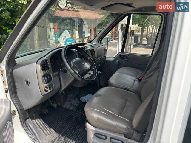 Белый Форд Транзит, объемом двигателя 2 л и пробегом 200 тыс. км за 4300 $, фото 11 на Automoto.ua