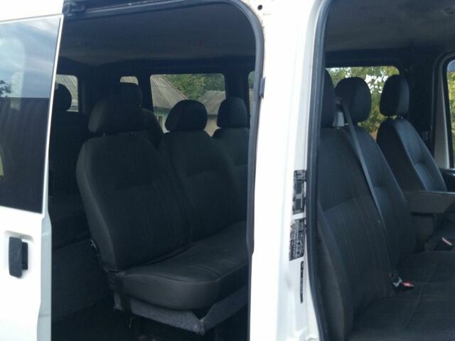 Белый Форд Транзит, объемом двигателя 2 л и пробегом 280 тыс. км за 3200 $, фото 3 на Automoto.ua