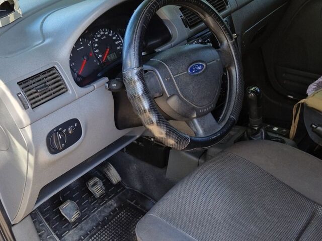 Білий Форд Транзит, об'ємом двигуна 1.8 л та пробігом 309 тис. км за 4300 $, фото 1 на Automoto.ua