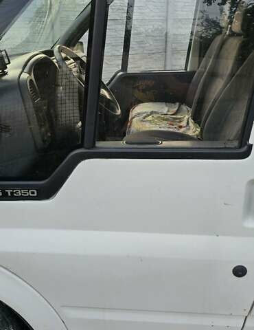 Білий Форд Транзит, об'ємом двигуна 2.4 л та пробігом 40 тис. км за 4800 $, фото 5 на Automoto.ua