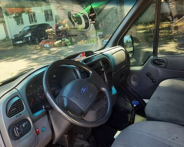 Білий Форд Транзит, об'ємом двигуна 2 л та пробігом 111 тис. км за 5500 $, фото 4 на Automoto.ua