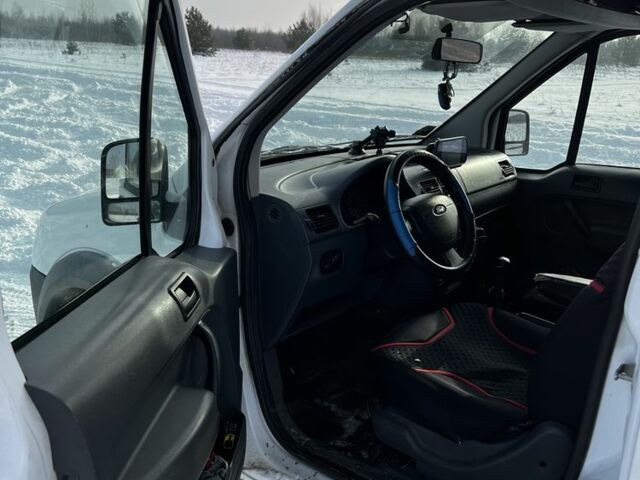 Білий Форд Транзит, об'ємом двигуна 1.8 л та пробігом 240 тис. км за 4500 $, фото 4 на Automoto.ua