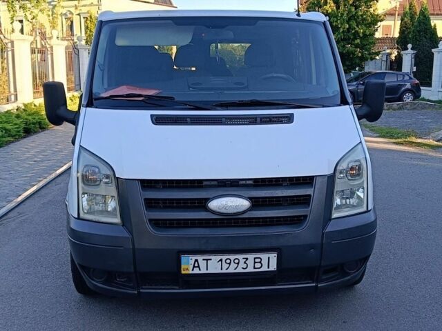 Білий Форд Транзит, об'ємом двигуна 2.2 л та пробігом 300 тис. км за 5700 $, фото 31 на Automoto.ua