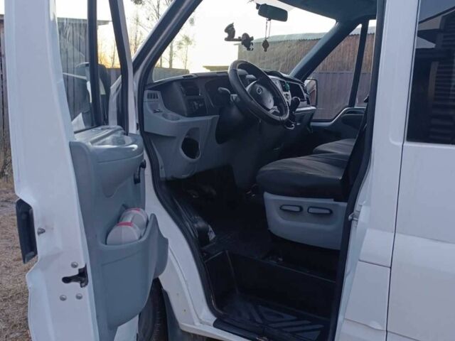 Білий Форд Транзит, об'ємом двигуна 2.2 л та пробігом 341 тис. км за 5900 $, фото 15 на Automoto.ua