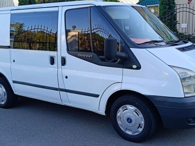 Білий Форд Транзит, об'ємом двигуна 2.2 л та пробігом 300 тис. км за 5700 $, фото 33 на Automoto.ua
