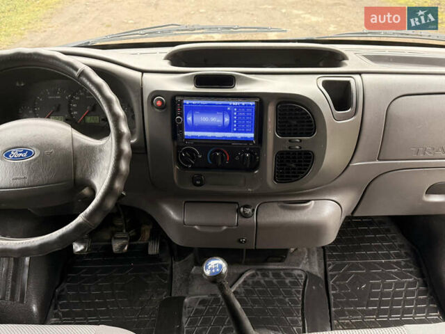 Белый Форд Транзит, объемом двигателя 2 л и пробегом 235 тыс. км за 4599 $, фото 10 на Automoto.ua