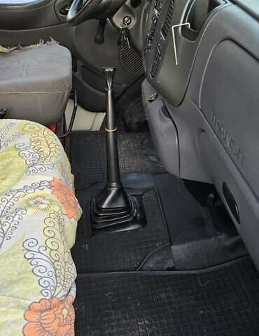 Білий Форд Транзит, об'ємом двигуна 2.4 л та пробігом 40 тис. км за 4800 $, фото 7 на Automoto.ua