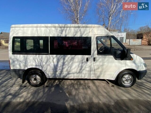 Белый Форд Транзит, объемом двигателя 2 л и пробегом 260 тыс. км за 4500 $, фото 3 на Automoto.ua