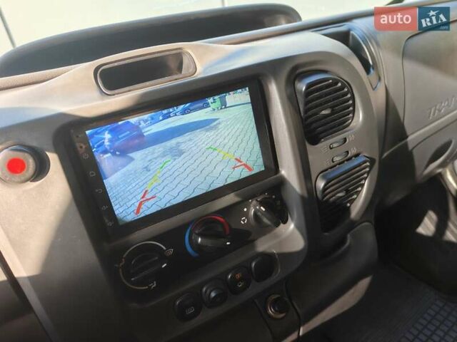 Білий Форд Транзит, об'ємом двигуна 2 л та пробігом 330 тис. км за 4999 $, фото 3 на Automoto.ua