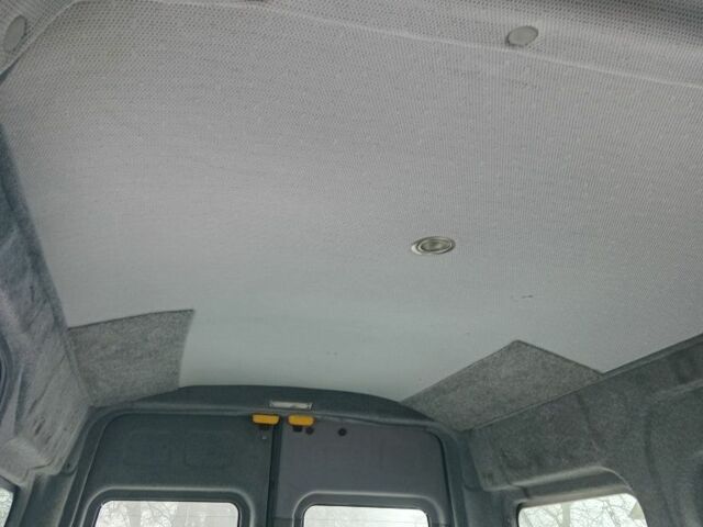 Белый Форд Транзит, объемом двигателя 1.8 л и пробегом 250 тыс. км за 4100 $, фото 6 на Automoto.ua