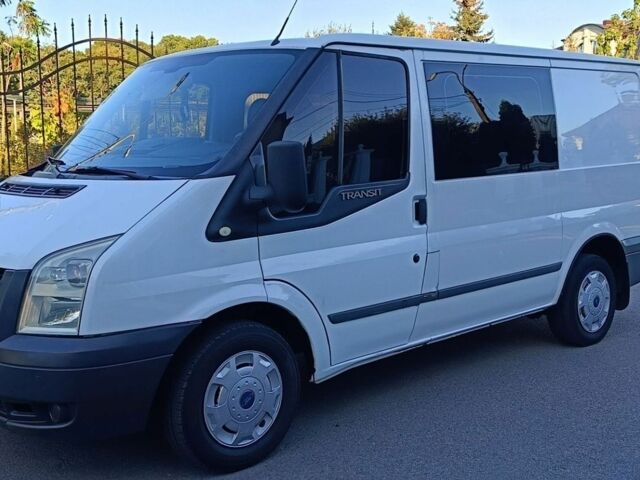 Білий Форд Транзит, об'ємом двигуна 2.2 л та пробігом 300 тис. км за 5700 $, фото 28 на Automoto.ua