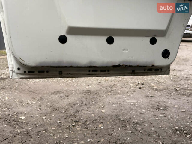 Белый Форд Транзит, объемом двигателя 2 л и пробегом 235 тыс. км за 4599 $, фото 31 на Automoto.ua