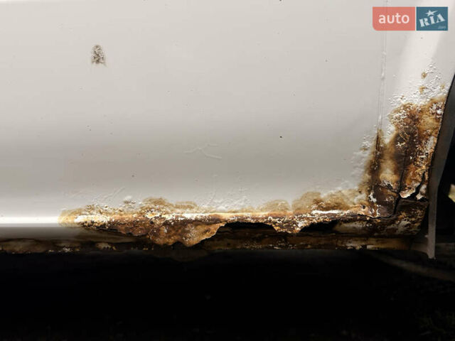 Белый Форд Транзит, объемом двигателя 2 л и пробегом 235 тыс. км за 4599 $, фото 28 на Automoto.ua