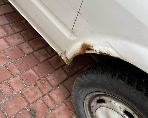 Белый Форд Транзит, объемом двигателя 2 л и пробегом 300 тыс. км за 2350 $, фото 10 на Automoto.ua