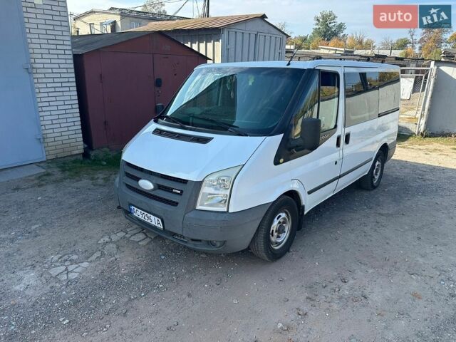 Білий Форд Транзит, об'ємом двигуна 2.2 л та пробігом 406 тис. км за 6600 $, фото 2 на Automoto.ua
