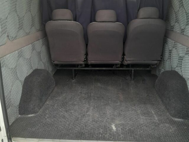 Белый Форд Транзит, объемом двигателя 2.2 л и пробегом 266 тыс. км за 8300 $, фото 4 на Automoto.ua