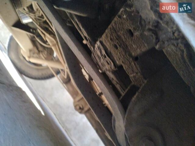 Белый Форд Транзит, объемом двигателя 2.2 л и пробегом 160 тыс. км за 6300 $, фото 8 на Automoto.ua