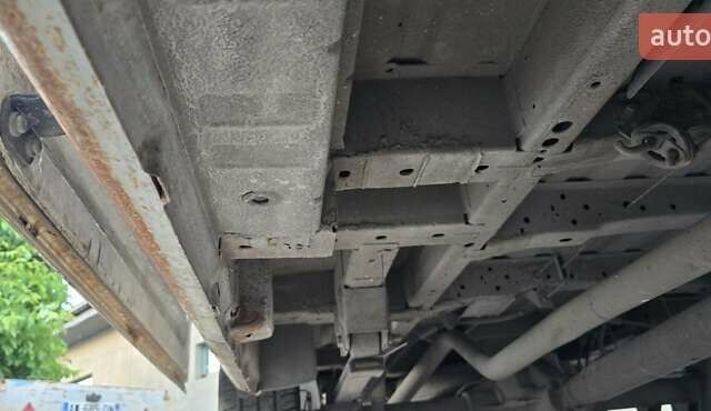 Білий Форд Транзит, об'ємом двигуна 2.4 л та пробігом 40 тис. км за 4800 $, фото 1 на Automoto.ua