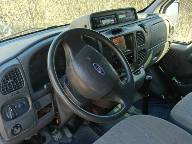 Білий Форд Транзит, об'ємом двигуна 2.4 л та пробігом 430 тис. км за 3300 $, фото 10 на Automoto.ua