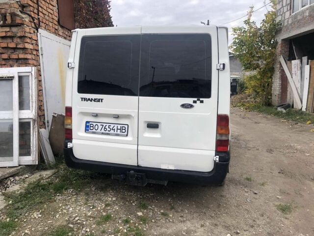 Белый Форд Транзит, объемом двигателя 2 л и пробегом 300 тыс. км за 3150 $, фото 4 на Automoto.ua