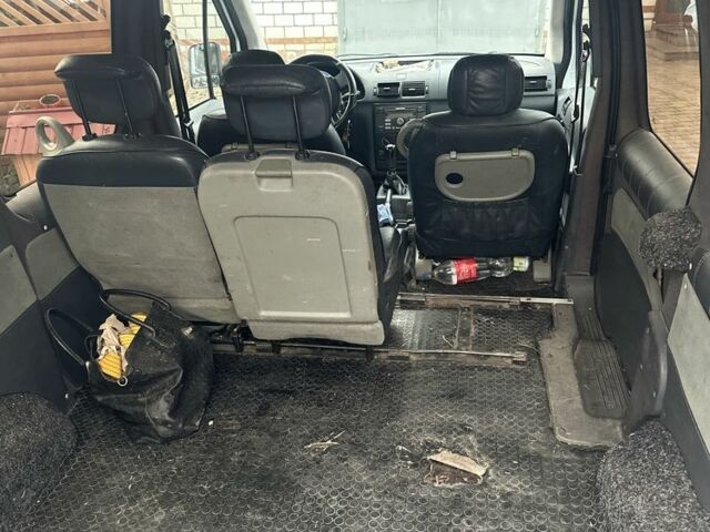 Белый Форд Транзит, объемом двигателя 1.8 л и пробегом 273 тыс. км за 3700 $, фото 12 на Automoto.ua