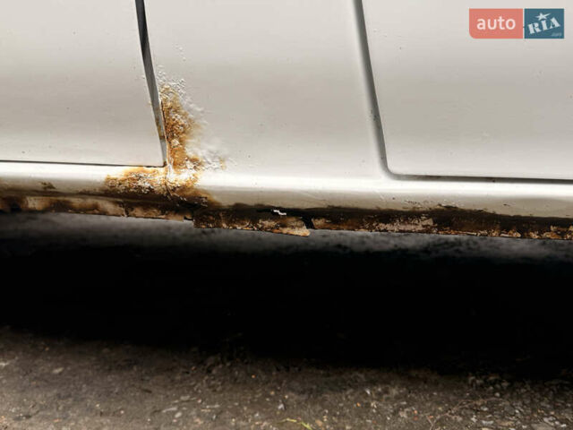 Белый Форд Транзит, объемом двигателя 2 л и пробегом 235 тыс. км за 4599 $, фото 23 на Automoto.ua