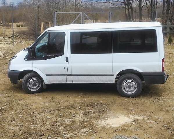 Белый Форд Транзит, объемом двигателя 2.4 л и пробегом 200 тыс. км за 6500 $, фото 1 на Automoto.ua