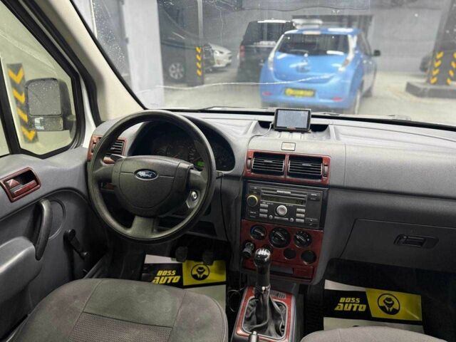 Форд Транзит 2007 у Чернівцях на Automoto.ua Білий Форд Транзит, об'ємом двигуна 1.8 л та пробігом 267 тис. км за 5000 $, фото 8 на Automoto.ua