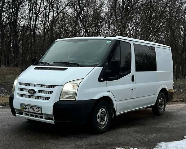 Белый Форд Транзит, объемом двигателя 2.2 л и пробегом 390 тыс. км за 7000 $, фото 3 на Automoto.ua